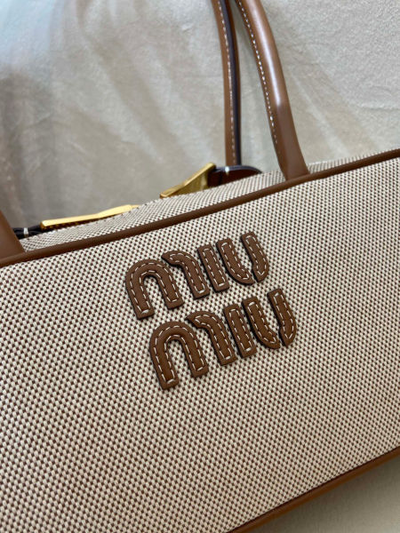 1734d40c8115ee5150023d59b671e46d_1788676520_8252.jpg
